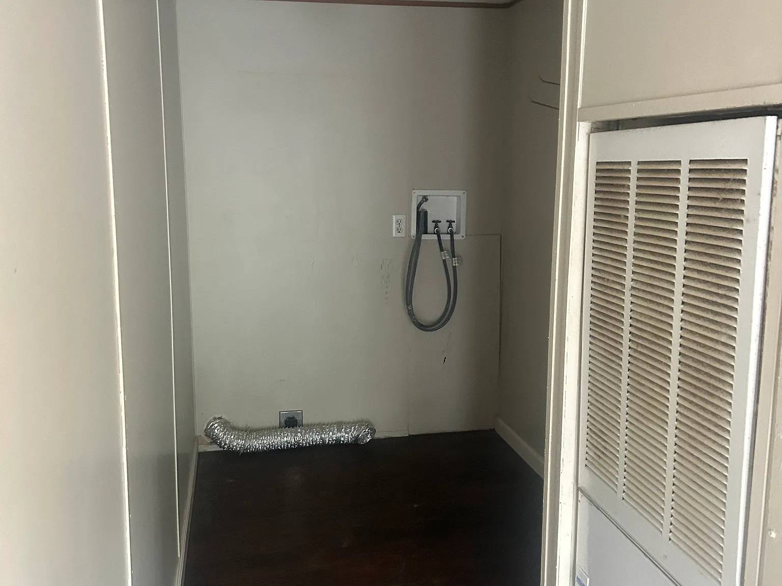 3 bed, 1092 sqft, $1,100 — Photo 3