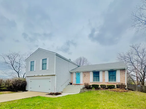 2232 Hitching Post Ln, Schaumburg, IL 60194