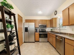 8041 Lakeloop Dr, Westerville, OH 43081