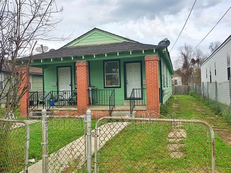 1st image of 8923 Palm St #8923
