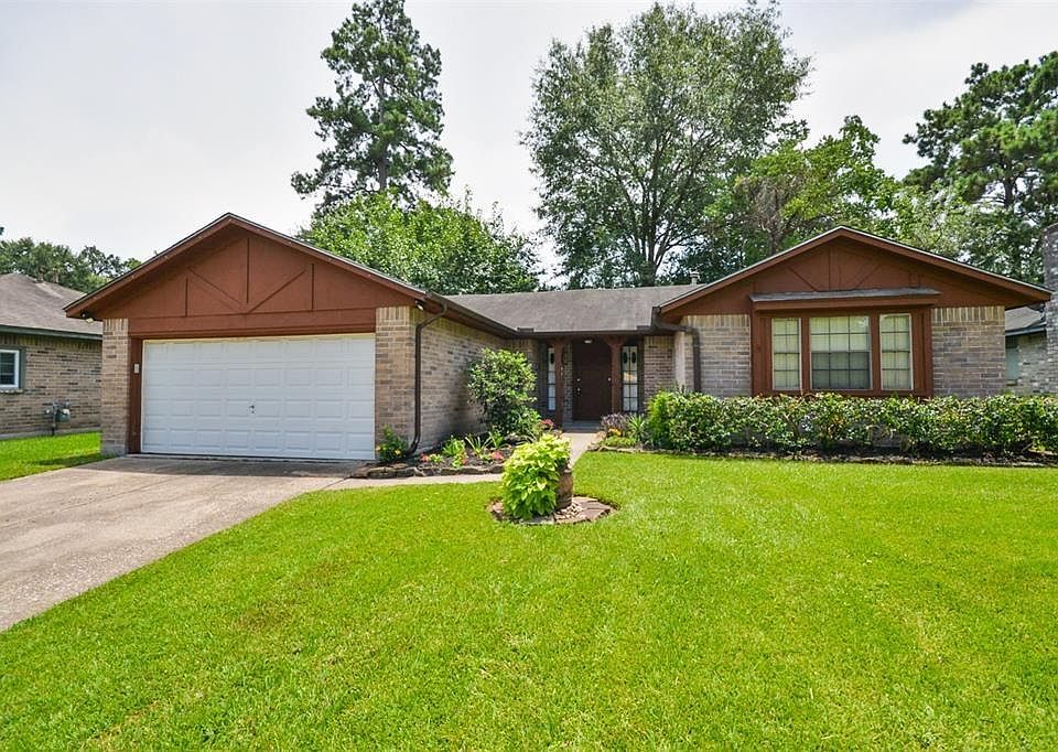 1st image of 2754 Sherwood Hollow Ln