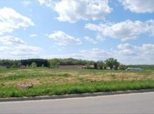 402 E McHugh St, Holmen, WI 54636