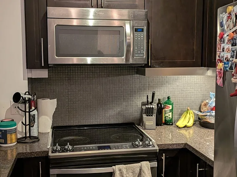 525 Adelaide St W #231 — Photo 8
