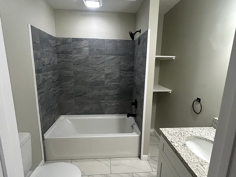 205 Coakley St — Photo 12