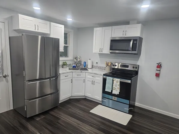 109 Terrace Rd #109, Freeland, PA 18224
