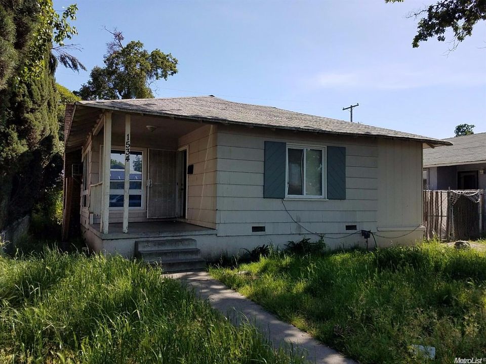 1st image of 1534 E 9th St