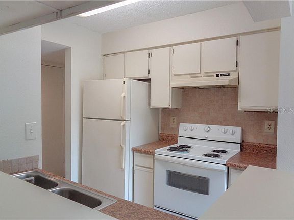 2nd image of 8630 Mallard Reserve Dr #1