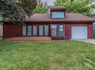 3004 W John St, Champaign, IL 61821