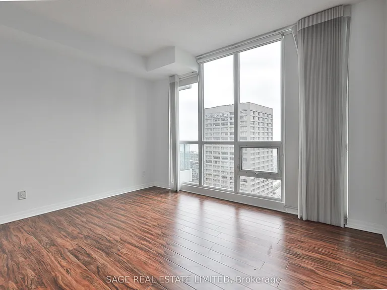 16 Yonge St #2711 — Photo 19