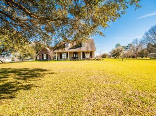1182 Cormier Rd, Breaux Bridge, LA 70517