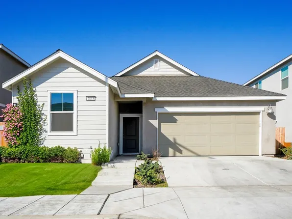 2833 N Applegate Ave, Fresno, CA 93737