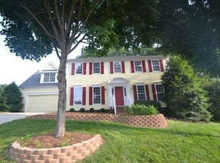 6925 Neuhoff Ln, Charlotte, NC 28269