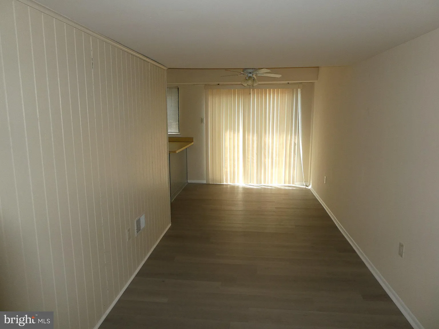 1 bed, 1.5 bath, 857 sqft, $1,800 — Photo 4