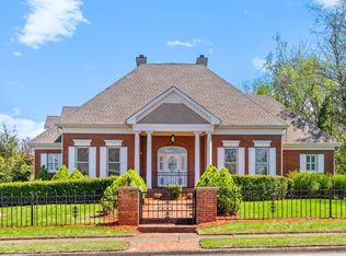 2211 Roanoke Rd, Clarksville, TN 37043