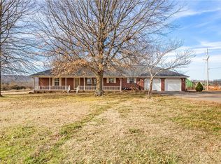 710 S Mock St, Prairie Grove, AR 72753