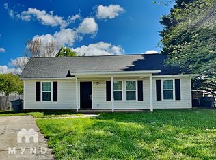 9625 Farmridge Ln, Matthews, NC 28105