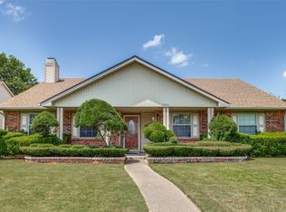 2809 Hackberry Ln, Garland, TX 75042