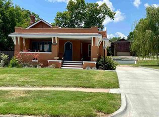 1721 Revard Ave, Pawhuska, OK 74056