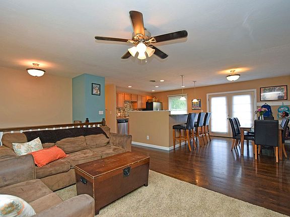 4th image of 1491 Montegor Dr