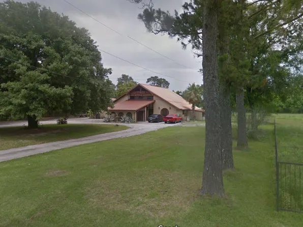 230 Tenney St #A, Bridge City, TX 77611