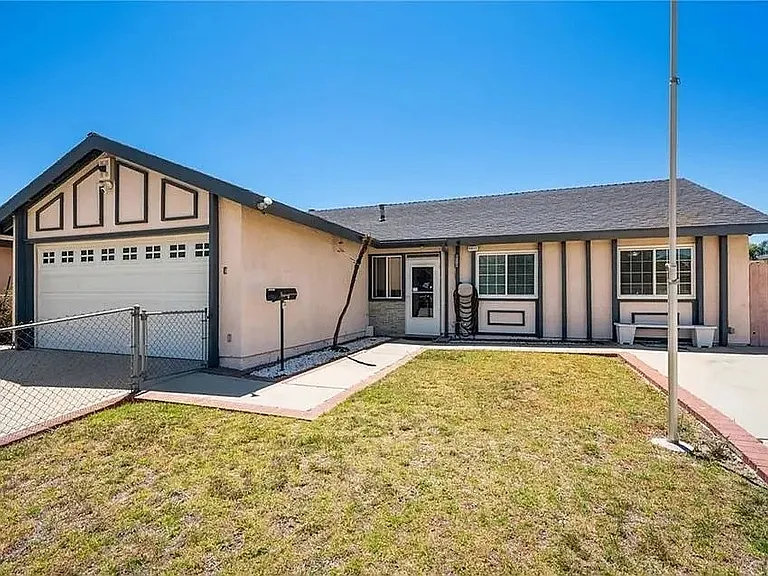4411 Boston Way — Photo 1