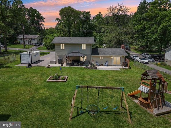 7925 Belhaven Ave, Pasadena, MD 21122