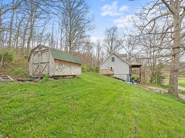 181 Mount Liberty Rd, Nashville, IN 47448