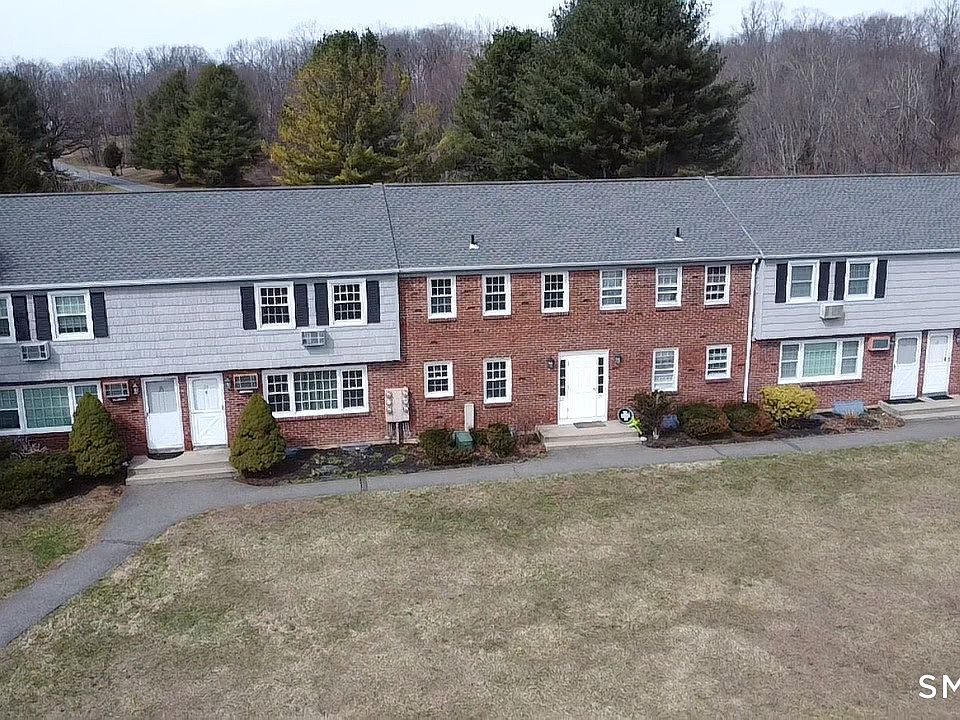 1st image of 21 Old Farms Lane #21