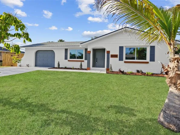 20390 Lorenzo Ave, Pt Charlotte, FL 33952