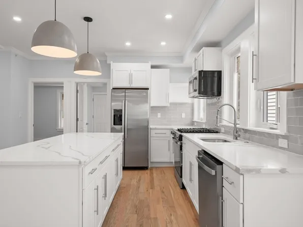 29 Rosemary St Floor 2, Jamaica Plain, MA 02130