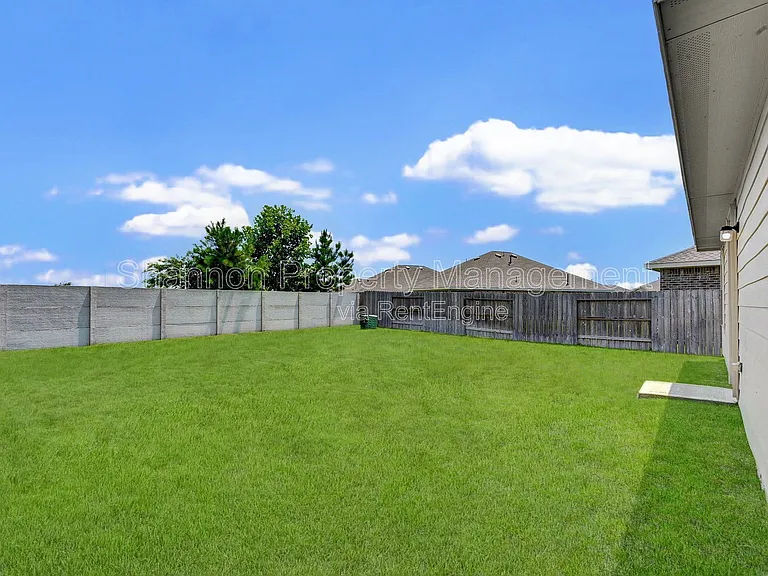 26735 Wilderye Cove Ln — Photo 18