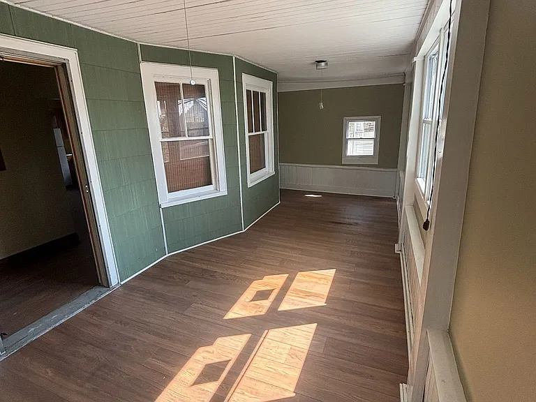 2230 Grand Ave #3 — Photo 3