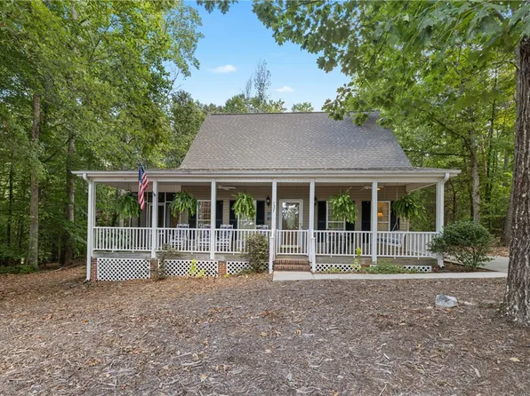 137 Indian Hills Dr, Westminster, SC 29693