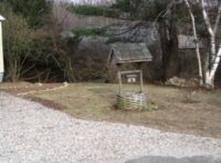 42 Maple Rd, Mansfield, CT 06268