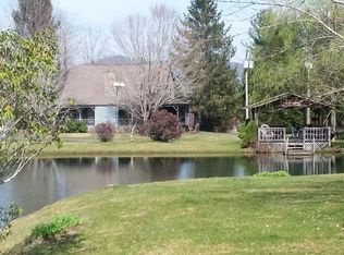 179 Beach Rd #B, Banner Elk, NC 28604