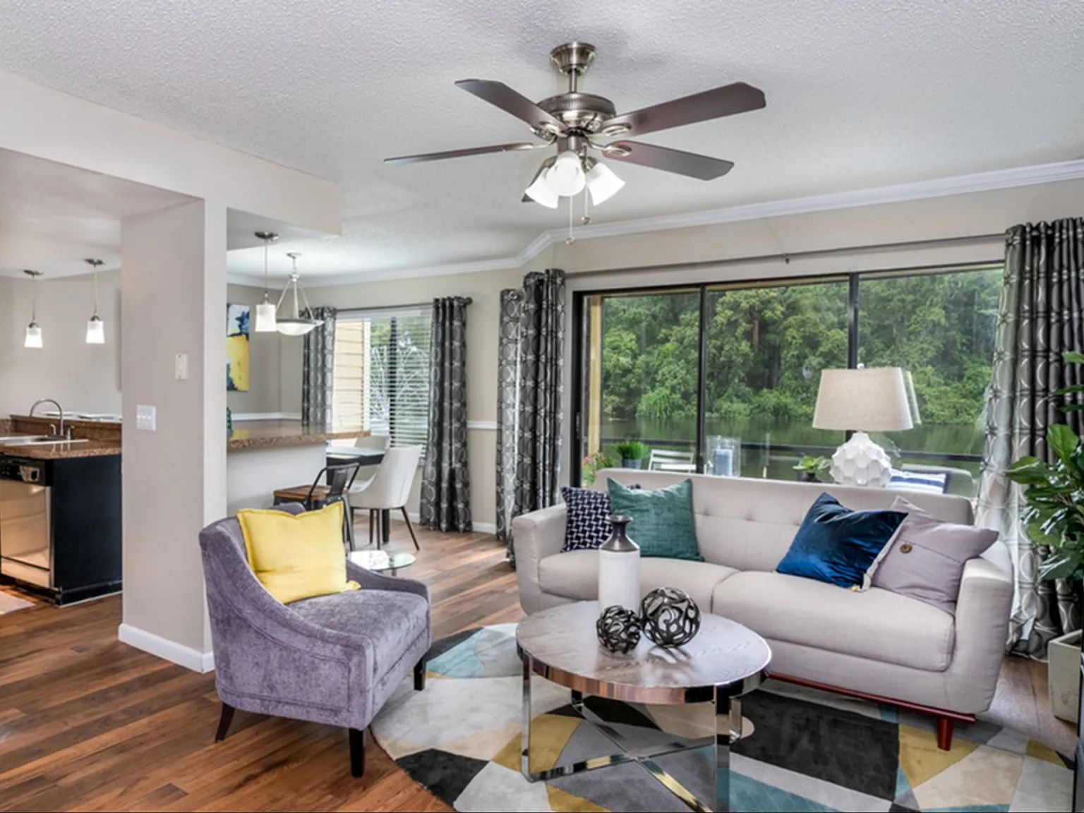 Lakes of Northdale Apartments — Photo 1