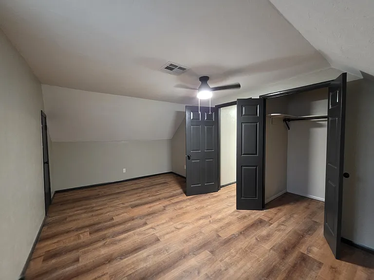 641 Redstone Ave — Photo 21
