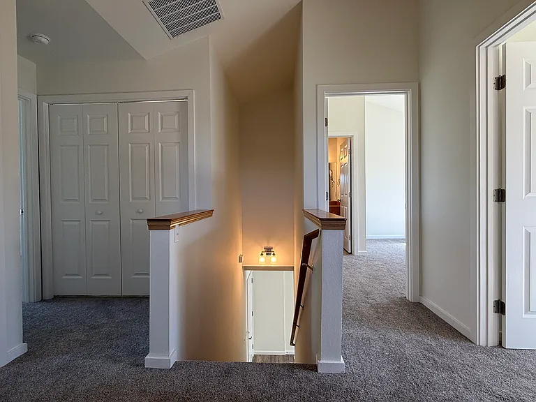 Upstairs landing/hallway