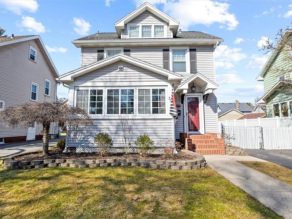 350 Farmington Rd, Rochester, NY 14609 Zillow