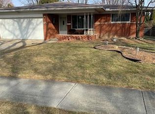 30206 Sharon Ln, Warren, MI 48088