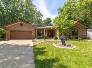 5 River Valley Ct, Saint Charles, MO 63303