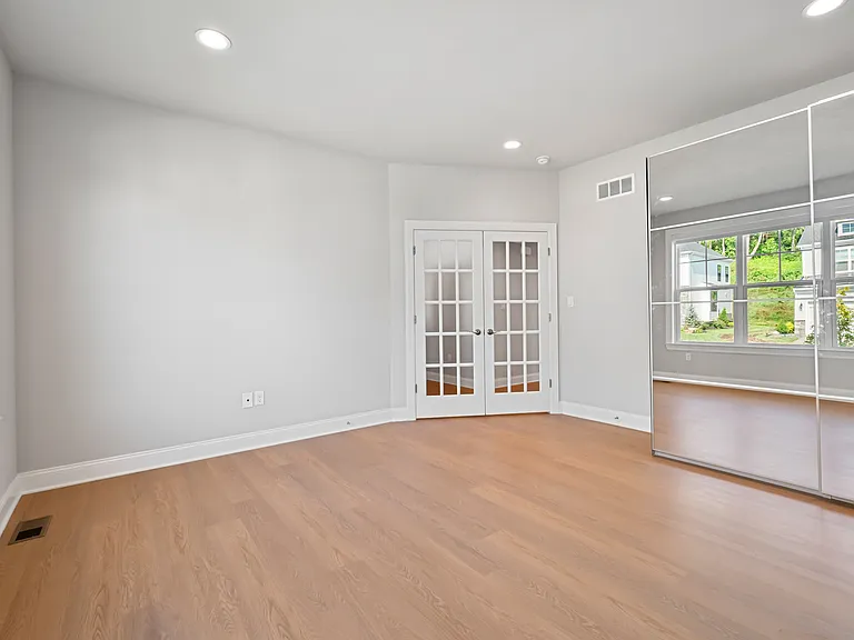 Maggie Dr — Photo 34