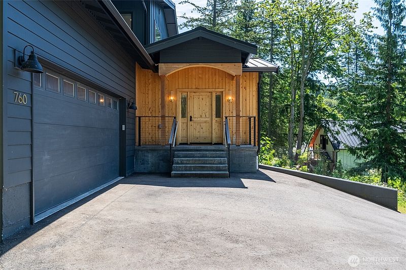 4th image of 760 Chuckanut Drive