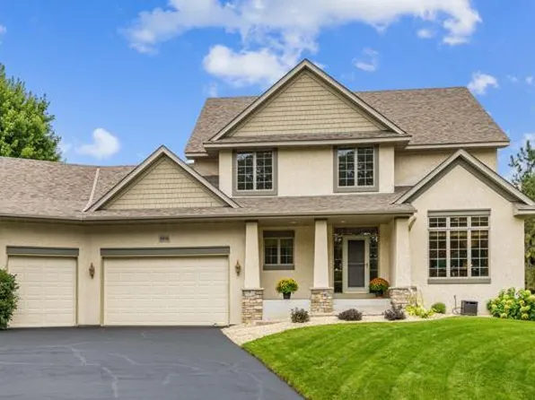 5936 Pond View Dr, Shoreview, MN 55126