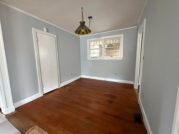 3rd image of 103 N College St