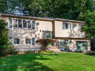 62 Trocha Ave, Livingston Twp., NJ 07039