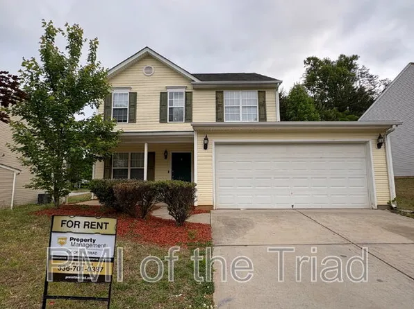 202 Kinnley Ct, Greensboro, NC 27455