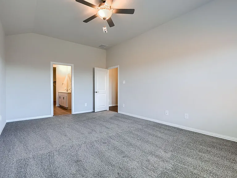 906 Jennie St — Photo 23