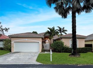 635 SE 28th Ln, Homestead, FL 33033