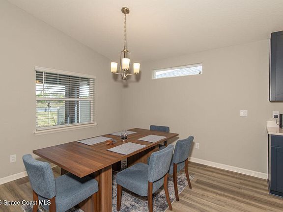 4th image of 797 Cypress Ave